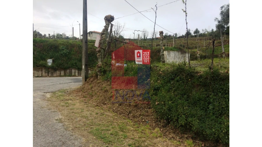 Terreno para Venda em Dossãos Foto 1