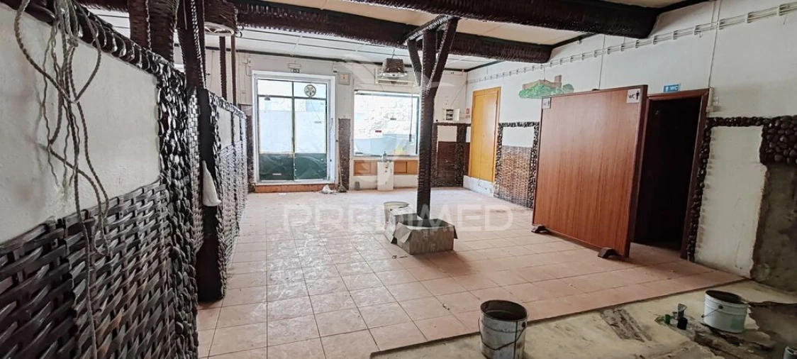 Prédio para Venda em São Pedro e Santa Maria e Vila Boa do Mondego Foto 6