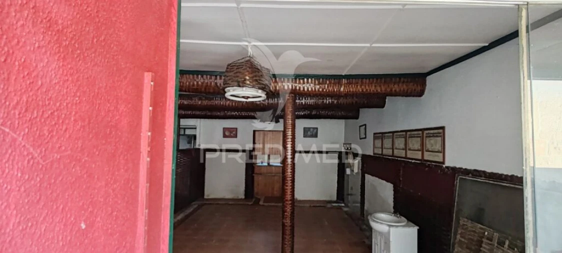 Prédio para Venda em São Pedro e Santa Maria e Vila Boa do Mondego Foto 4