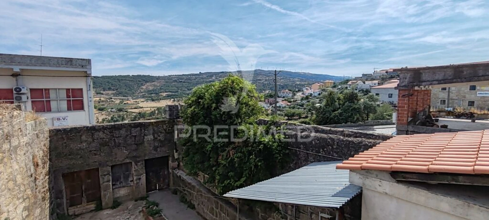 Prédio para Venda em São Pedro e Santa Maria e Vila Boa do Mondego Foto 10