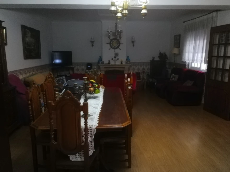 Moradia T4 para Venda em Corroios Foto 24