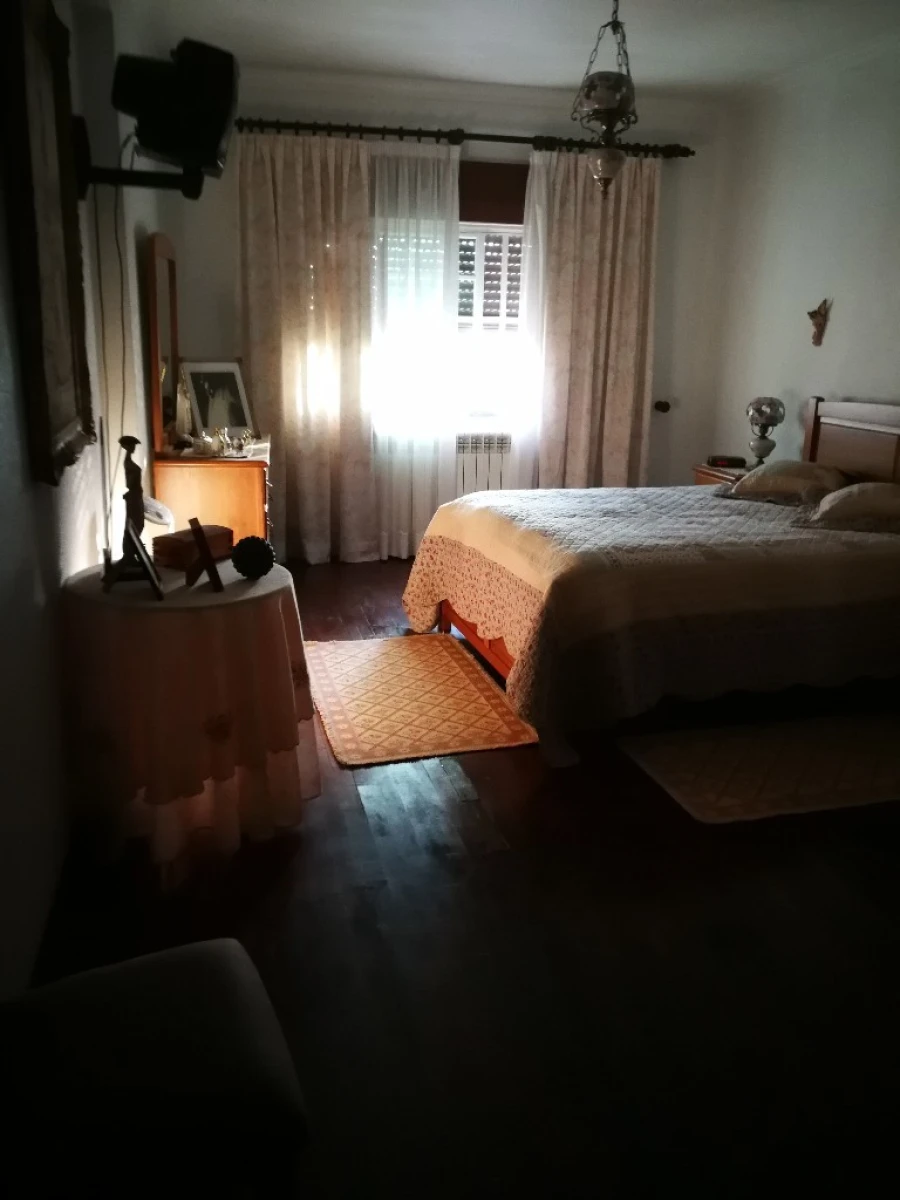 Moradia T4 para Venda em Corroios Foto 14