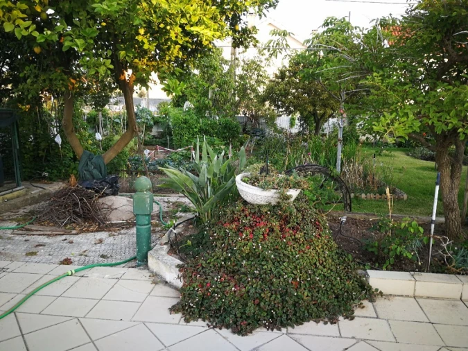 Moradia T4 para Venda em Corroios Foto 39