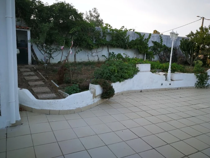 Moradia T4 para Venda em Corroios Foto 36