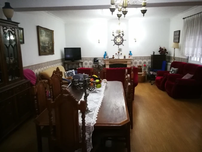 Moradia T4 para Venda em Corroios Foto 29