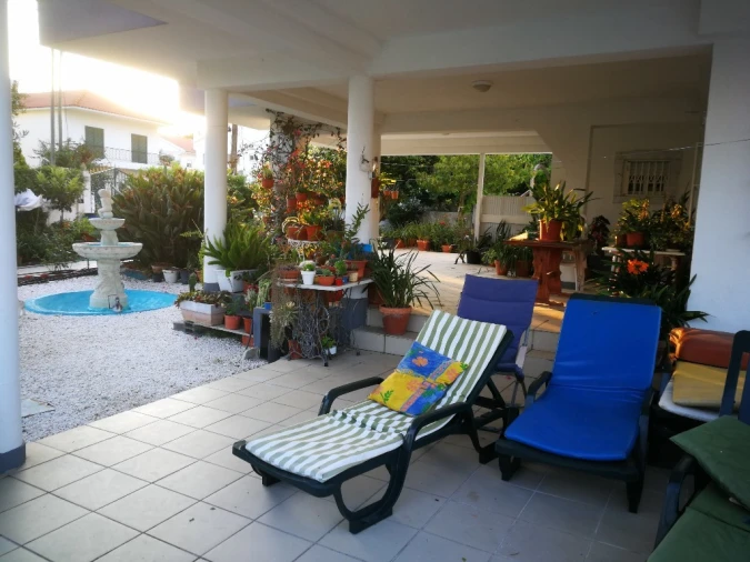 Moradia T4 para Venda em Corroios Foto 1