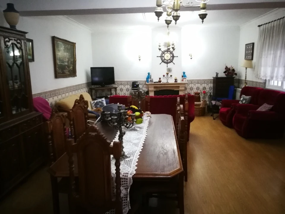 Moradia T4 para Venda em Corroios Foto 29