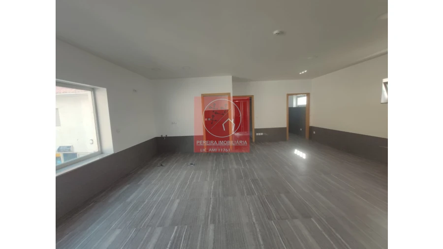 Escritório para Arrendamento em Castelo do Neiva Foto 5