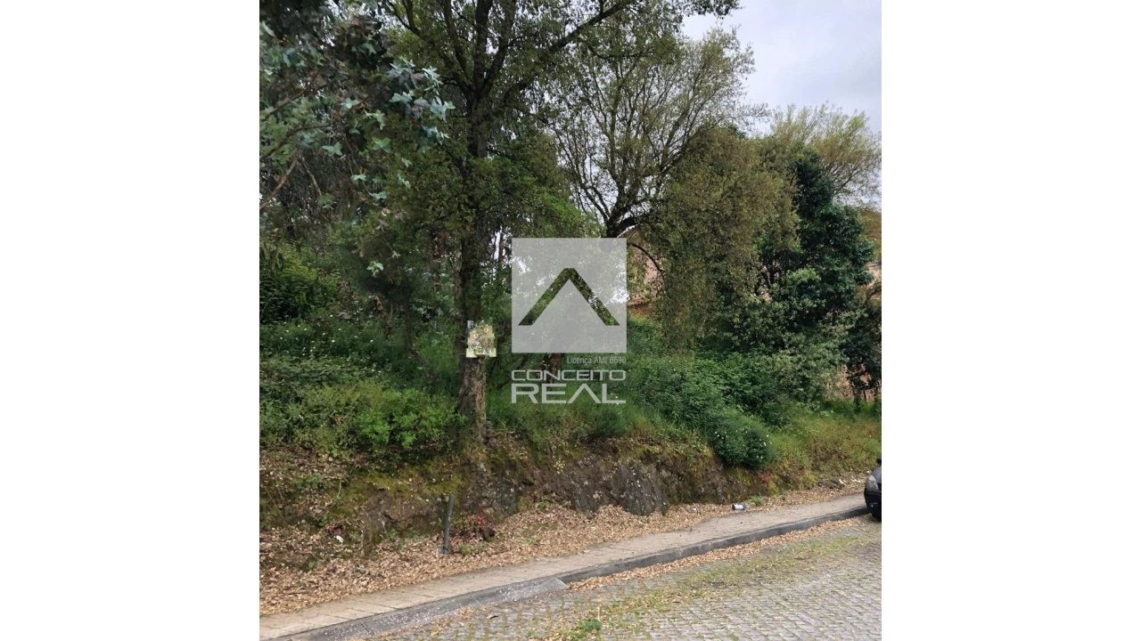 Terreno para Venda em Fânzeres e São Pedro da Cova Foto 3
