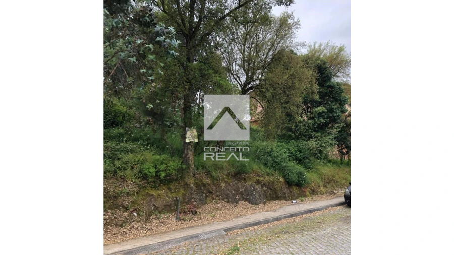 Terreno para Venda em Fânzeres e São Pedro da Cova Foto 3