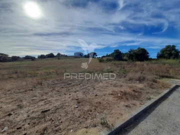 Terreno para Venda em Romeira e Várzea