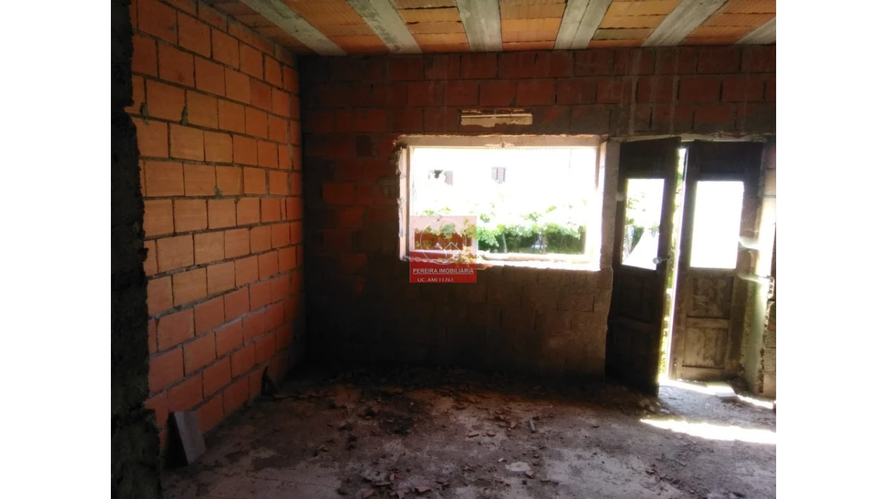 Moradia T3 para Venda em Forjães Foto 12