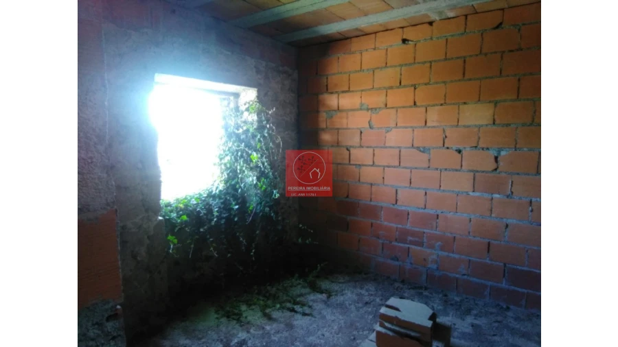 Moradia T3 para Venda em Forjães Foto 9