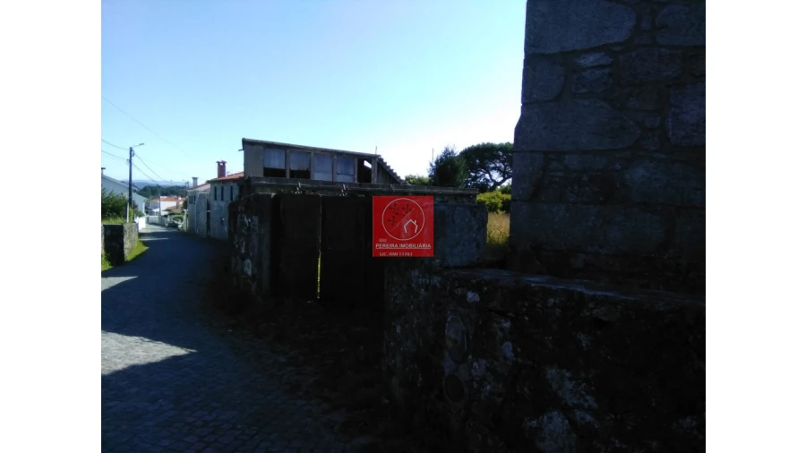 Moradia T3 para Venda em Forjães Foto 10