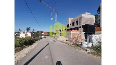 Moradia T3 para Venda em Antuzede e Vil de Matos