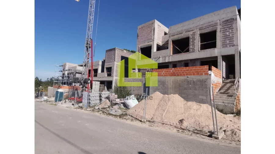 Moradia T3 para Venda em Antuzede e Vil de Matos Foto 10