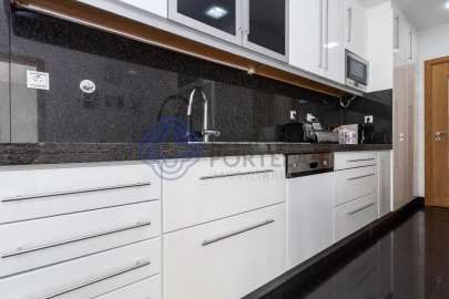 Apartamento T4 para Venda em Espinho