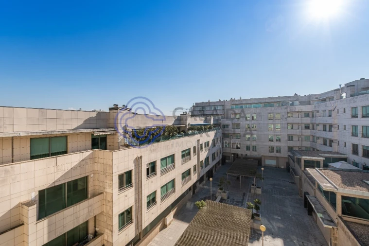 Apartamento T4 para Venda em Espinho Foto 11