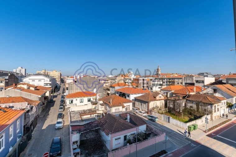 Apartamento T4 para Venda em Espinho Foto 33