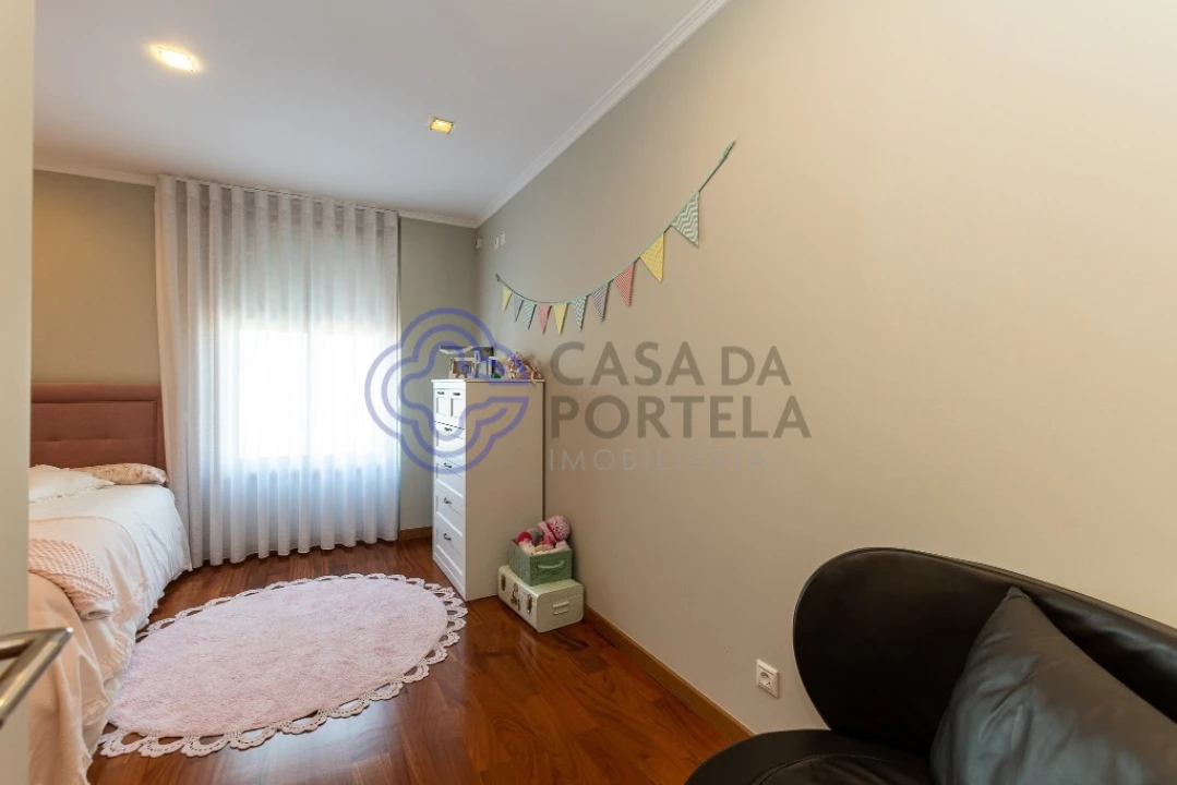 Apartamento T4 para Venda em Espinho Foto 22