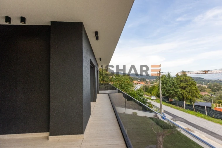 Moradia T4 para Venda em Escariz (São Mamede) e Escariz (São Martinho) Foto 16