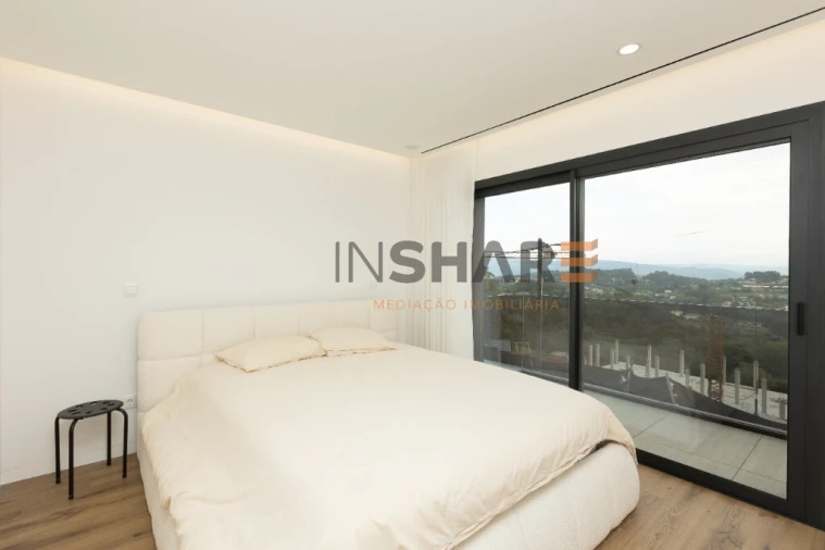 Moradia T4 para Venda em Escariz (São Mamede) e Escariz (São Martinho) Foto 36