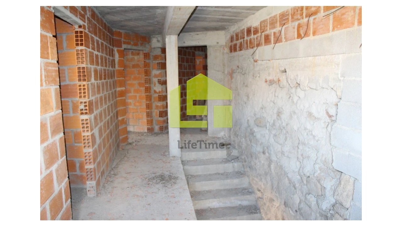 Prédio para Venda em Campo Foto 17