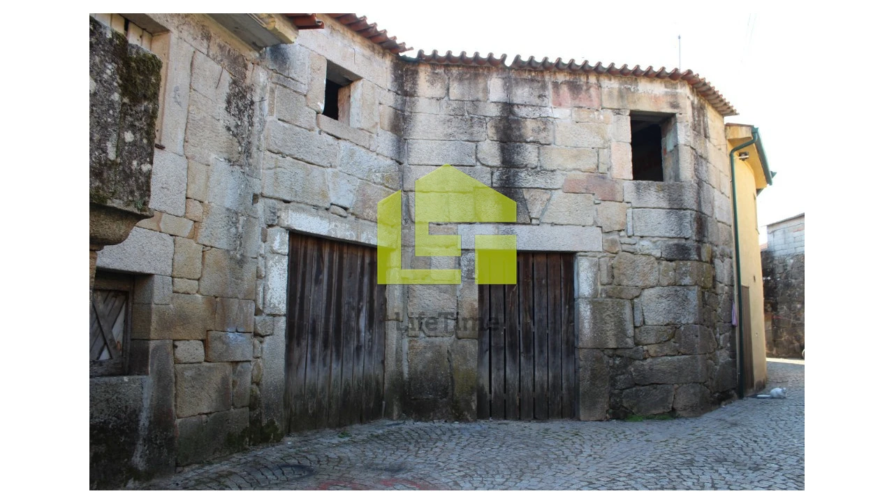 Prédio para Venda em Campo Foto 18