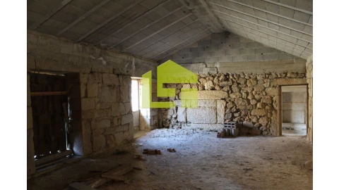 Prédio para Venda em Campo