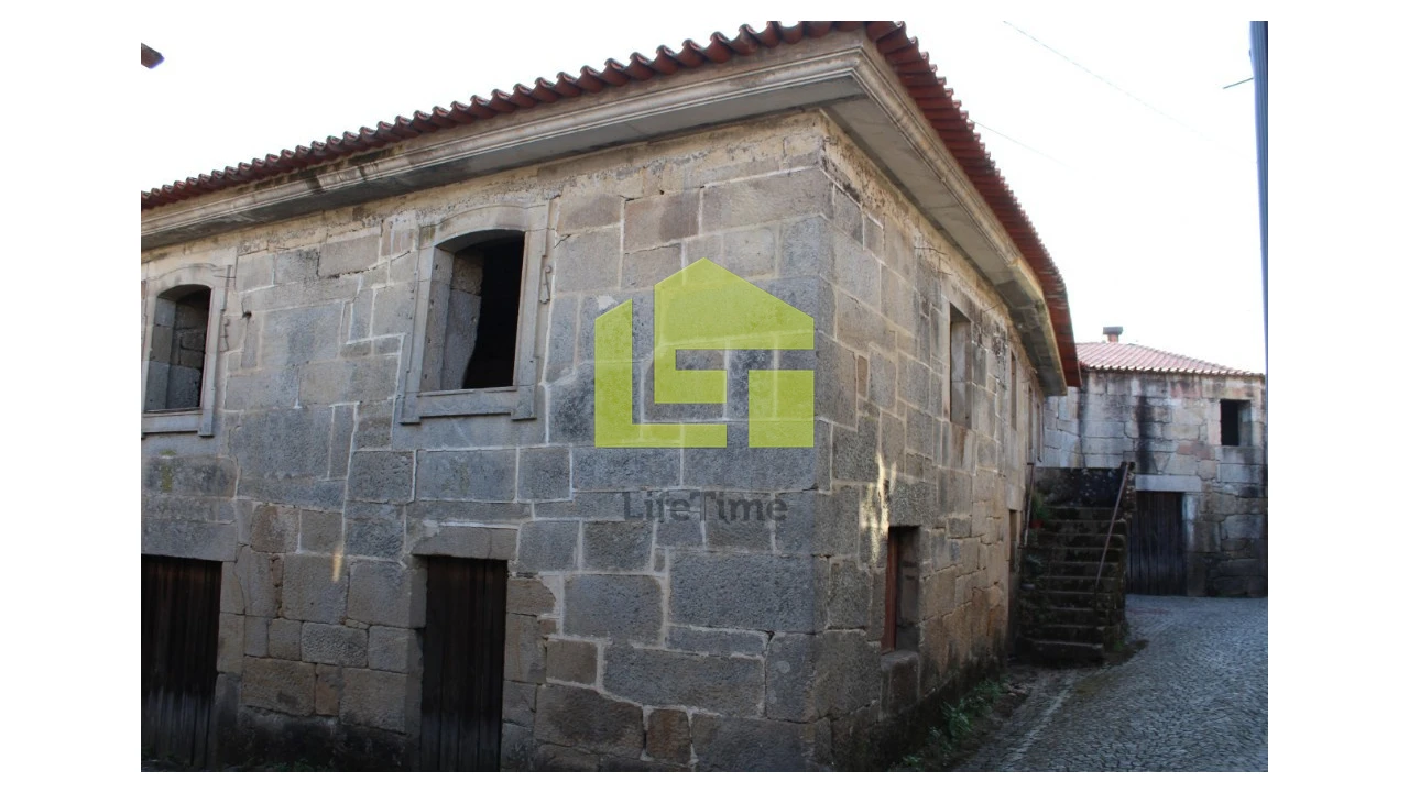 Prédio para Venda em Campo Foto 24