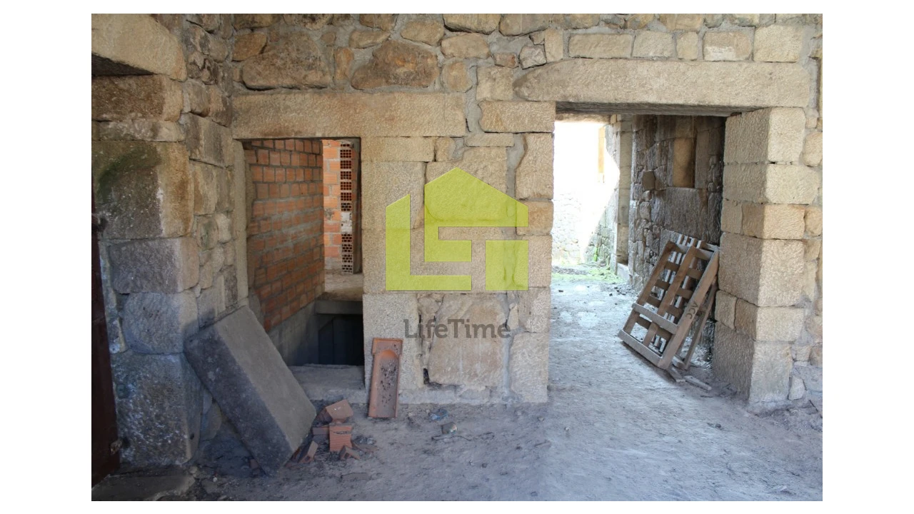 Prédio para Venda em Campo Foto 9