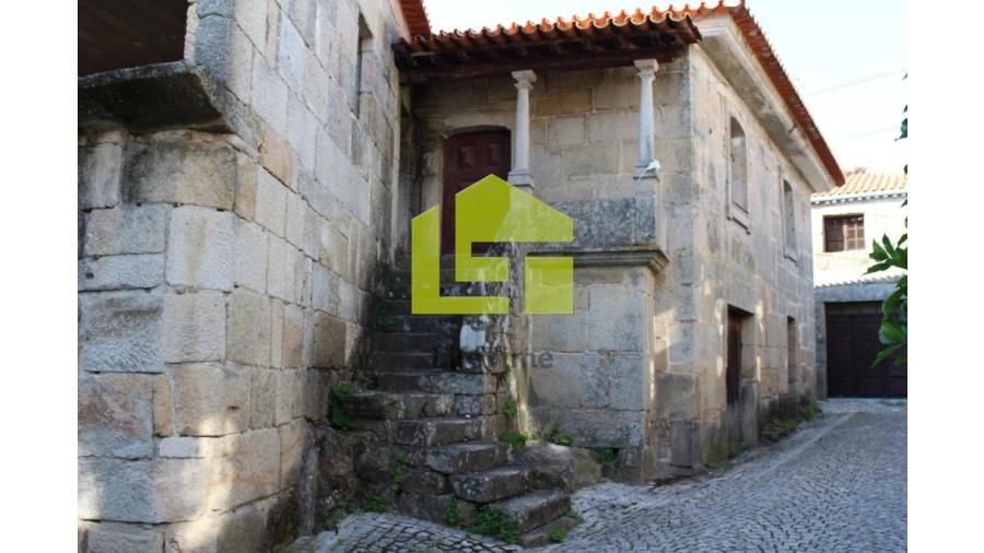 Prédio para Venda em Campo Foto 2