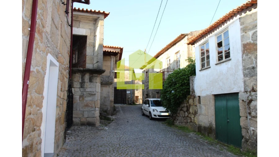 Prédio para Venda em Campo Foto 23