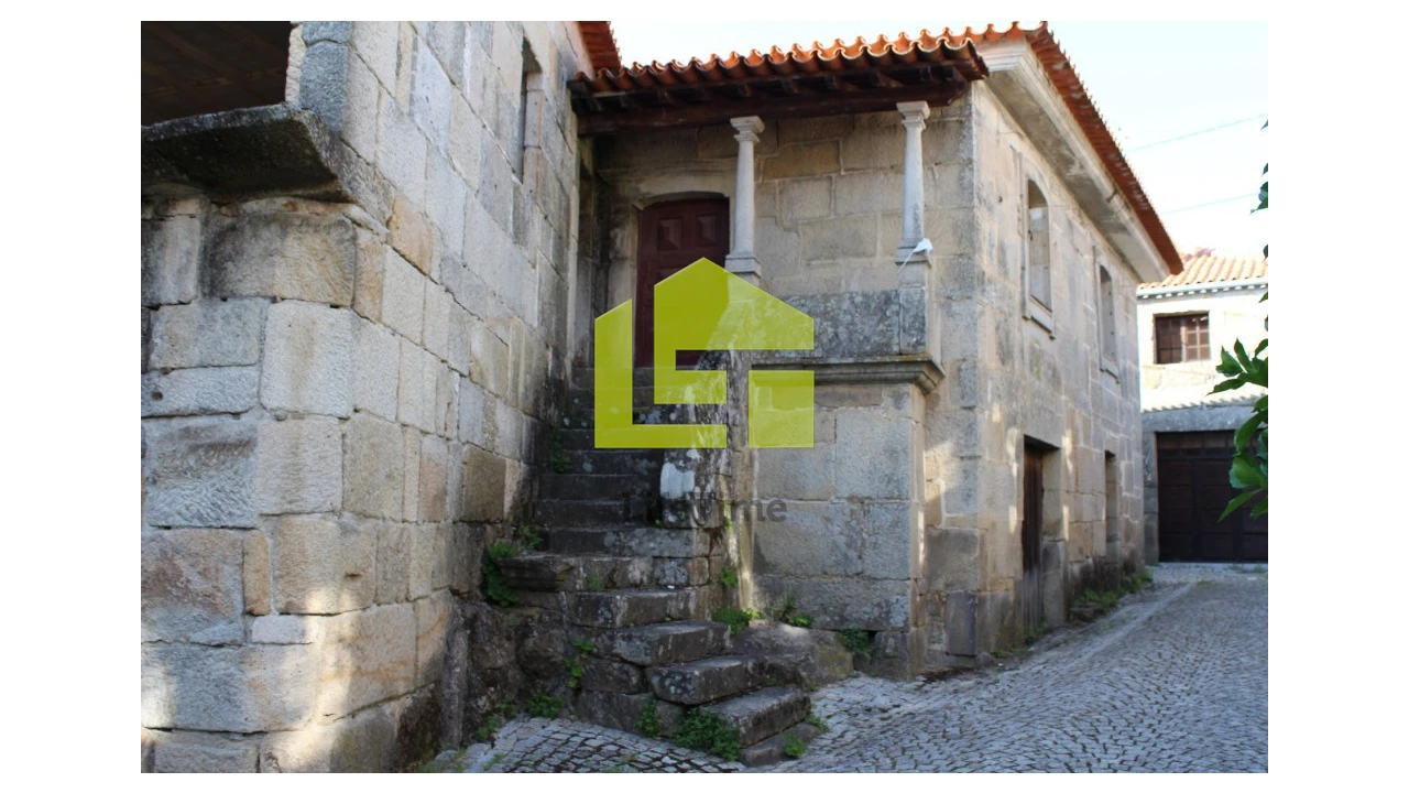 Prédio para Venda em Campo Foto 2