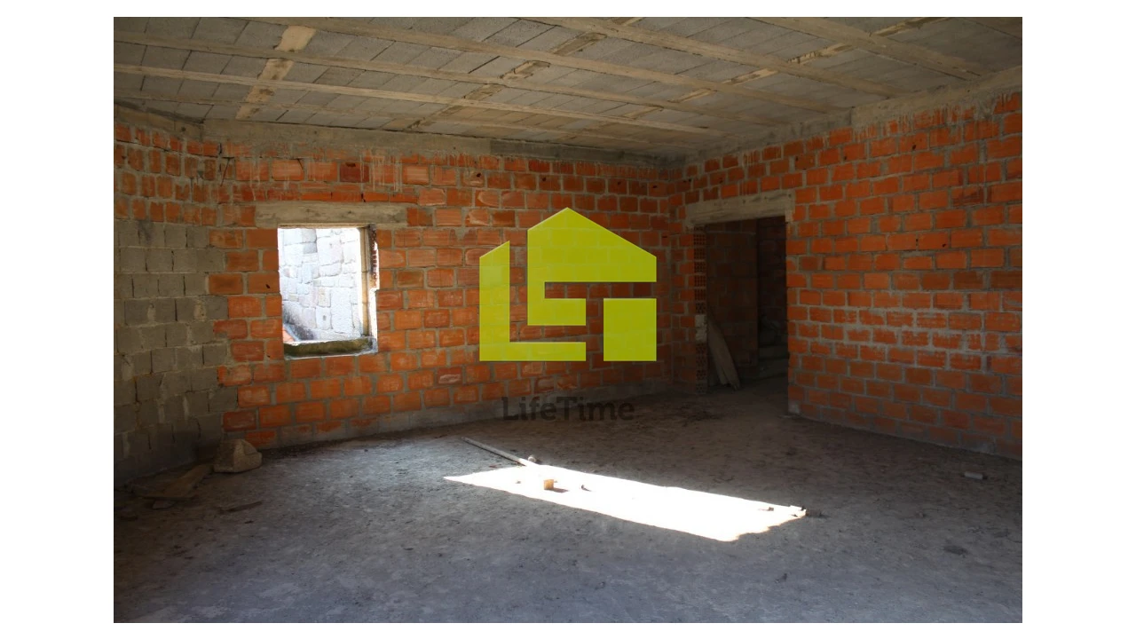 Prédio para Venda em Campo Foto 16