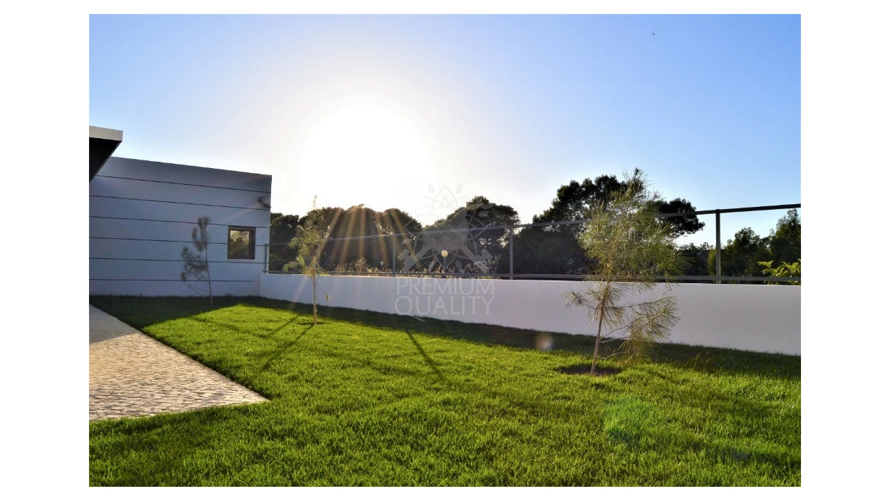 Moradia T3 para Venda em Sesimbra (Castelo) Foto 10