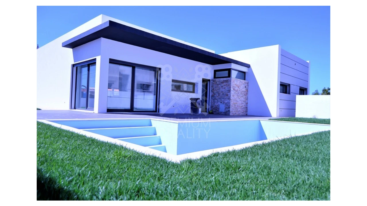 Moradia T3 para Venda em Sesimbra (Castelo) Foto 1