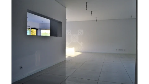 Moradia T3 para Venda em Sesimbra (Castelo)