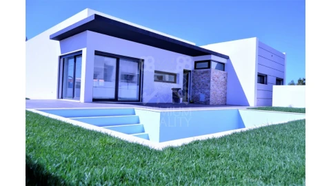 Moradia T3 para Venda em Sesimbra (Castelo)