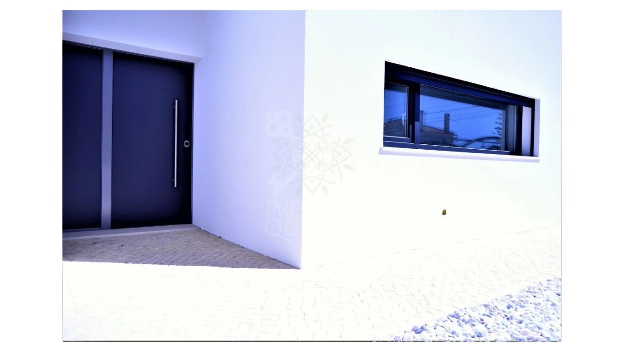 Moradia T3 para Venda em Sesimbra (Castelo) Foto 4