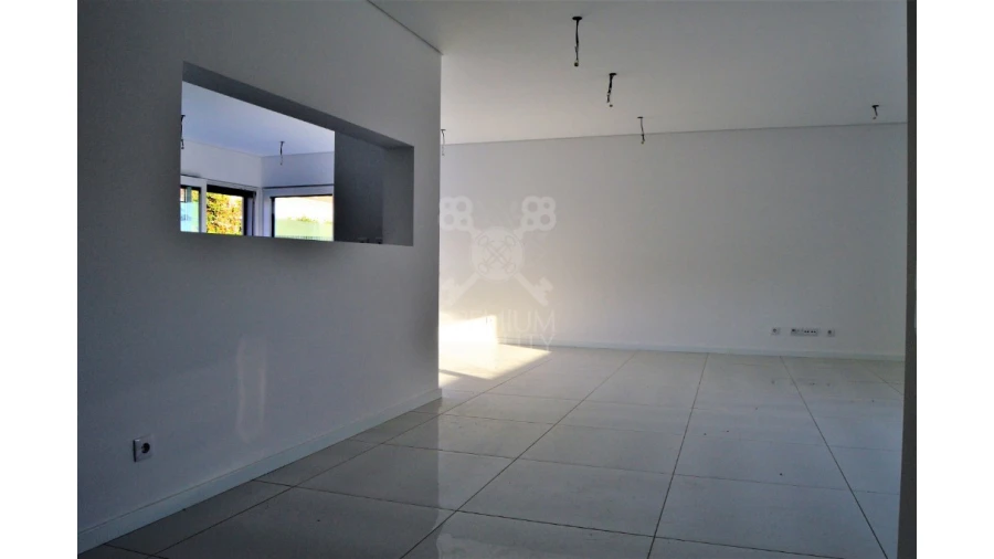 Moradia T3 para Venda em Sesimbra (Castelo) Foto 12