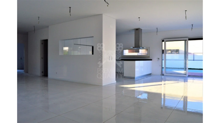 Moradia T3 para Venda em Sesimbra (Castelo) Foto 13