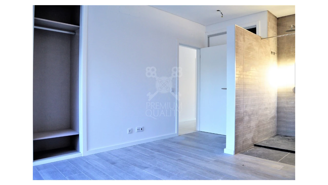 Moradia T3 para Venda em Sesimbra (Castelo) Foto 17