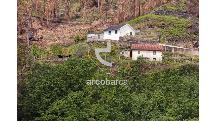 Moradia T2 para Venda em Prozelo Foto 1