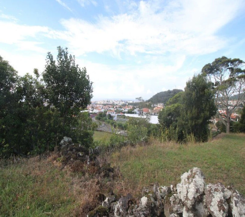 Terreno para Venda em Fajã de Baixo Foto 12