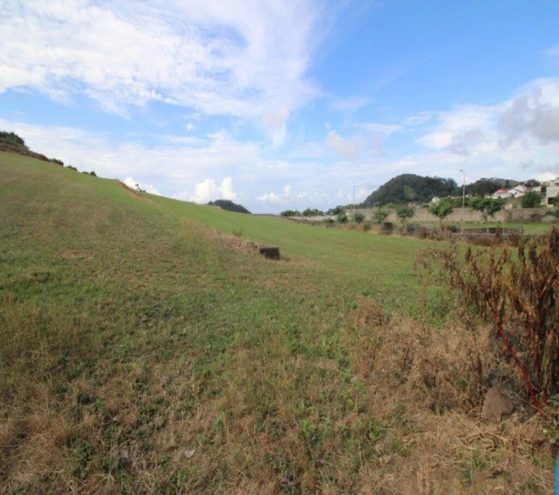 Terreno para Venda em Fajã de Baixo Foto 23