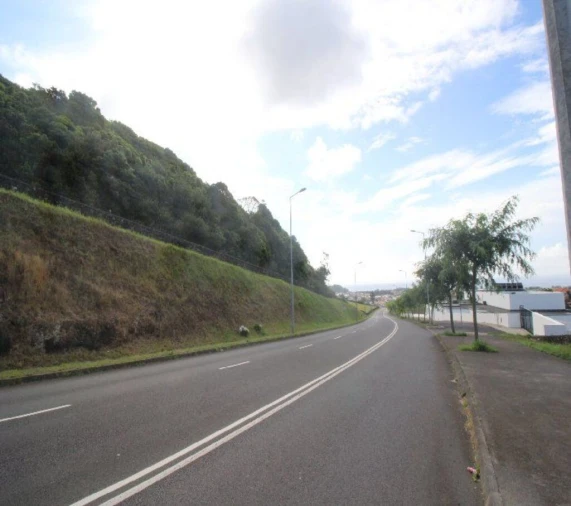 Terreno para Venda em Fajã de Baixo Foto 19