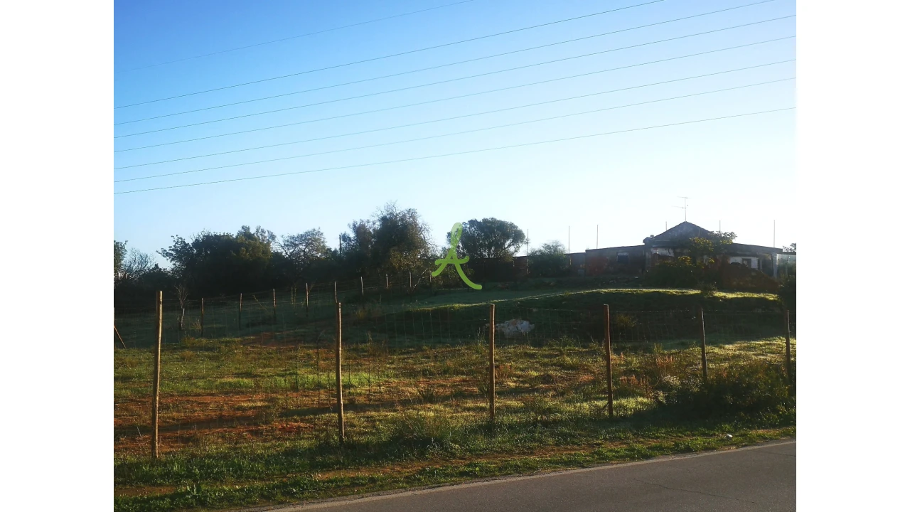 Terreno para Venda em Portimão Foto 1