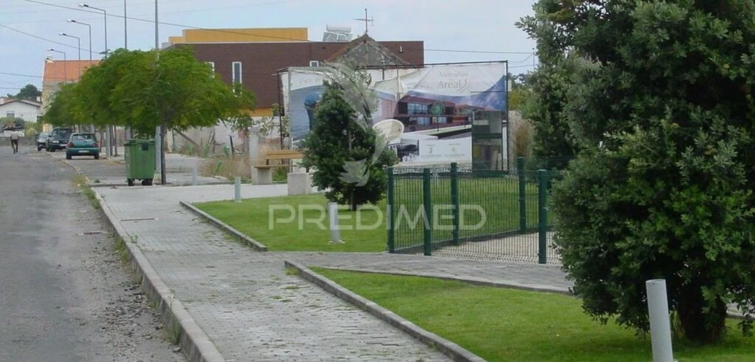 Terreno para Venda em Gafanha da Nazaré Foto 1