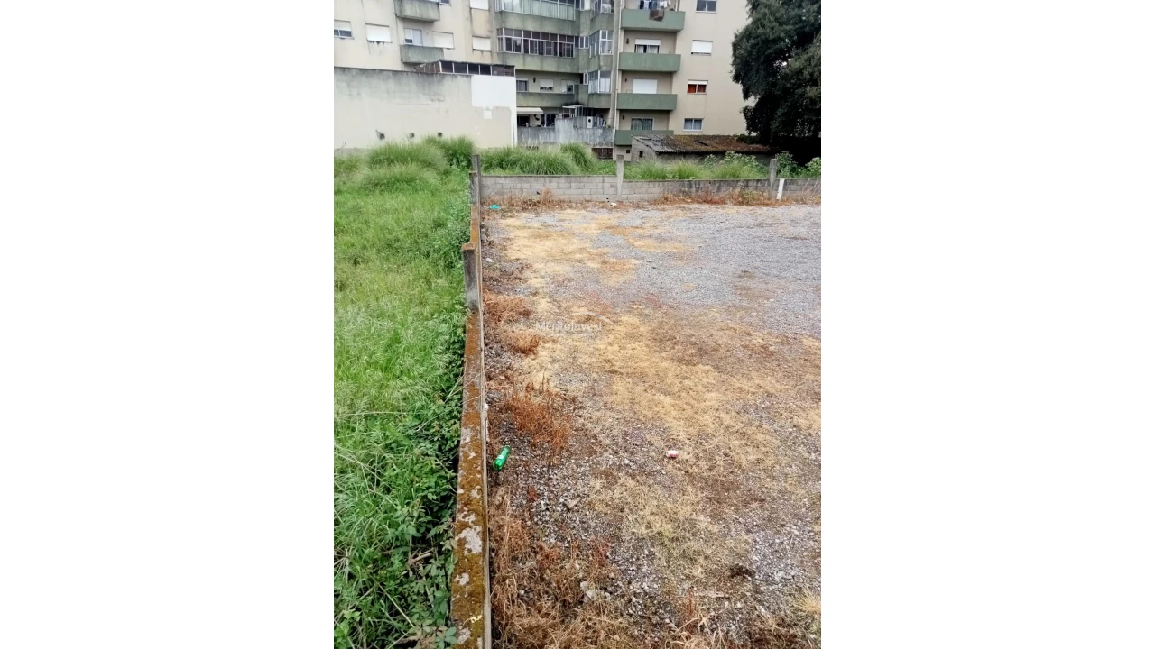Terreno para Venda em Bougado (São Martinho e Santiago) Foto 1